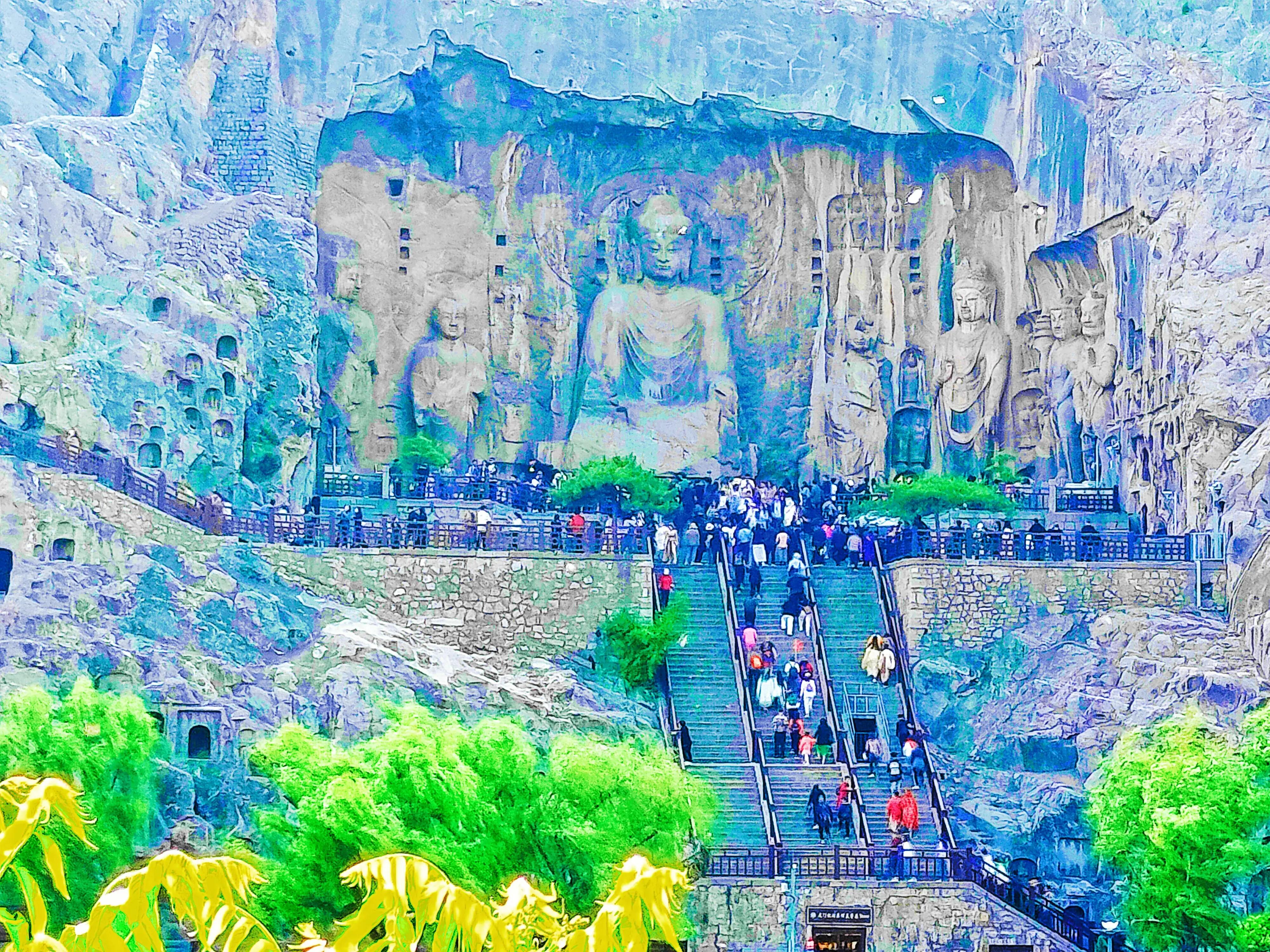 龙门石窟中国石刻艺术,龙门石窟被谁评为世界石刻最巅峰