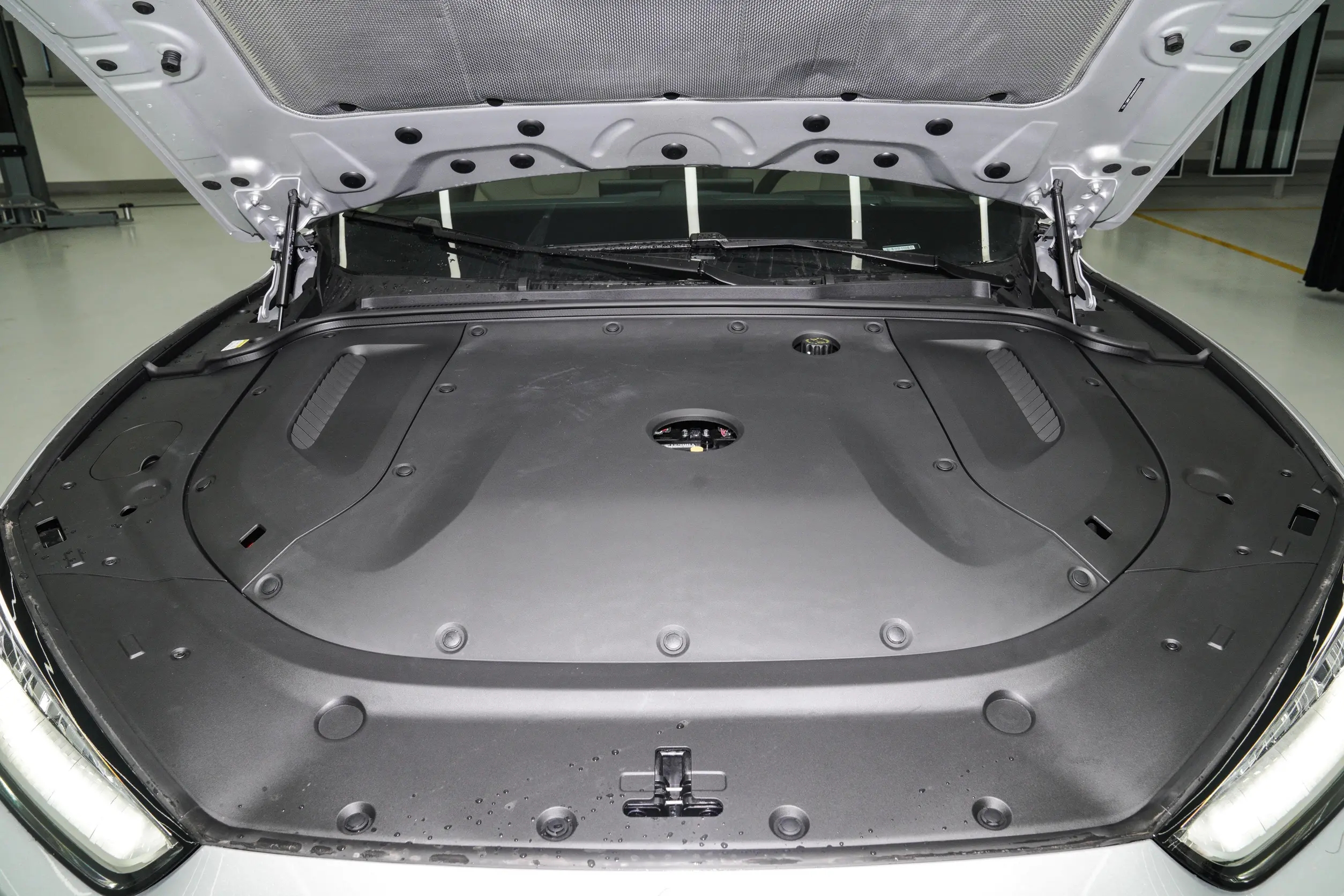 买省油的中型SUV，首选这2台，7.1秒破百，油耗低至5L，真实在