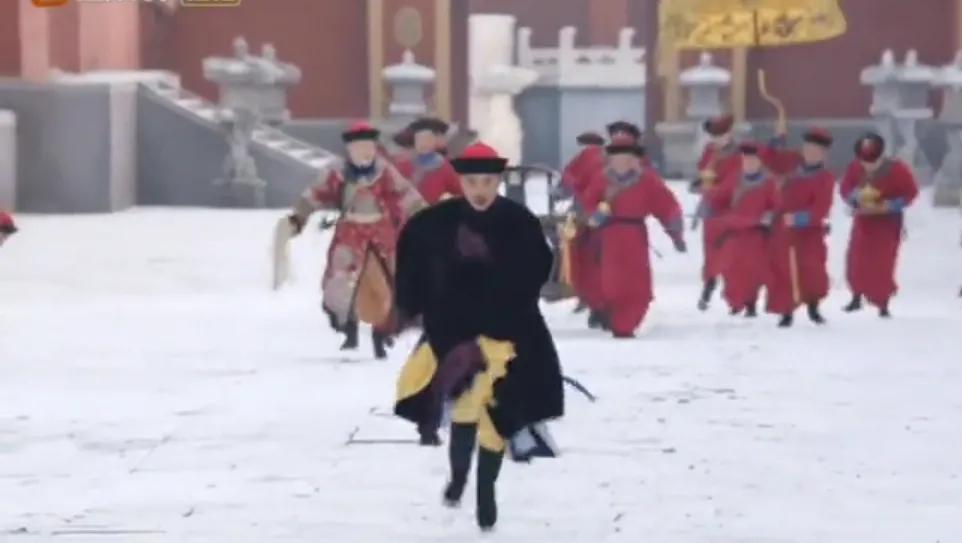 康熙为孝庄苏麻喇姑守灵有何深意,天下长河孝庄去世片段