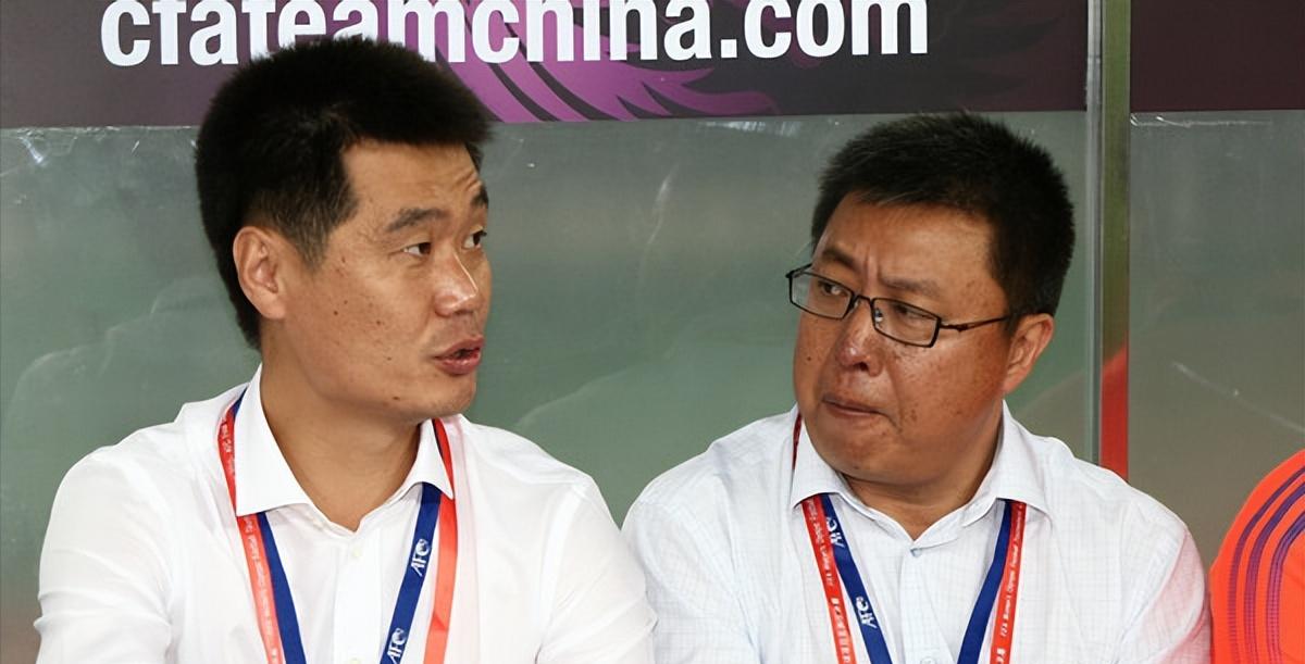 04年亚洲杯李霄鹏,接手国足李霄鹏的坚定与无奈