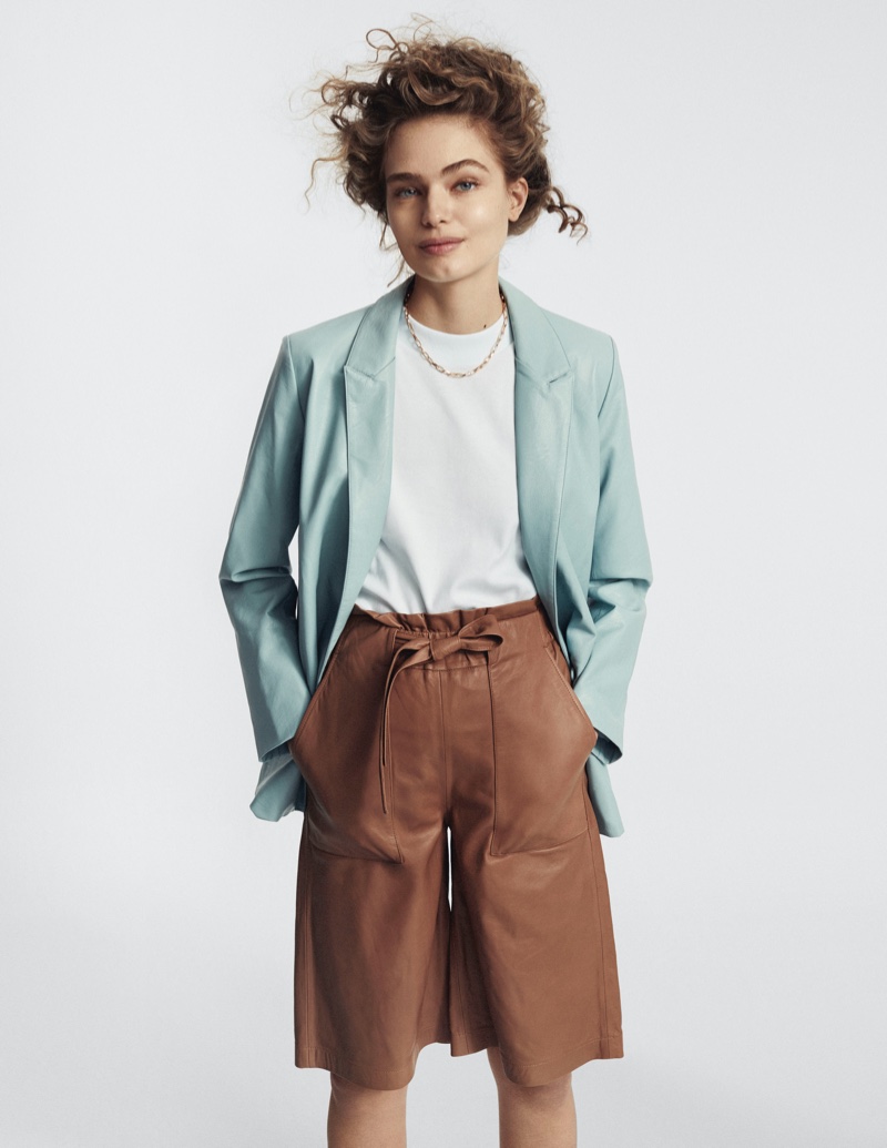 德国超模安娜·米拉（AnnaMilaGuyenz）拍摄的时尚杂志