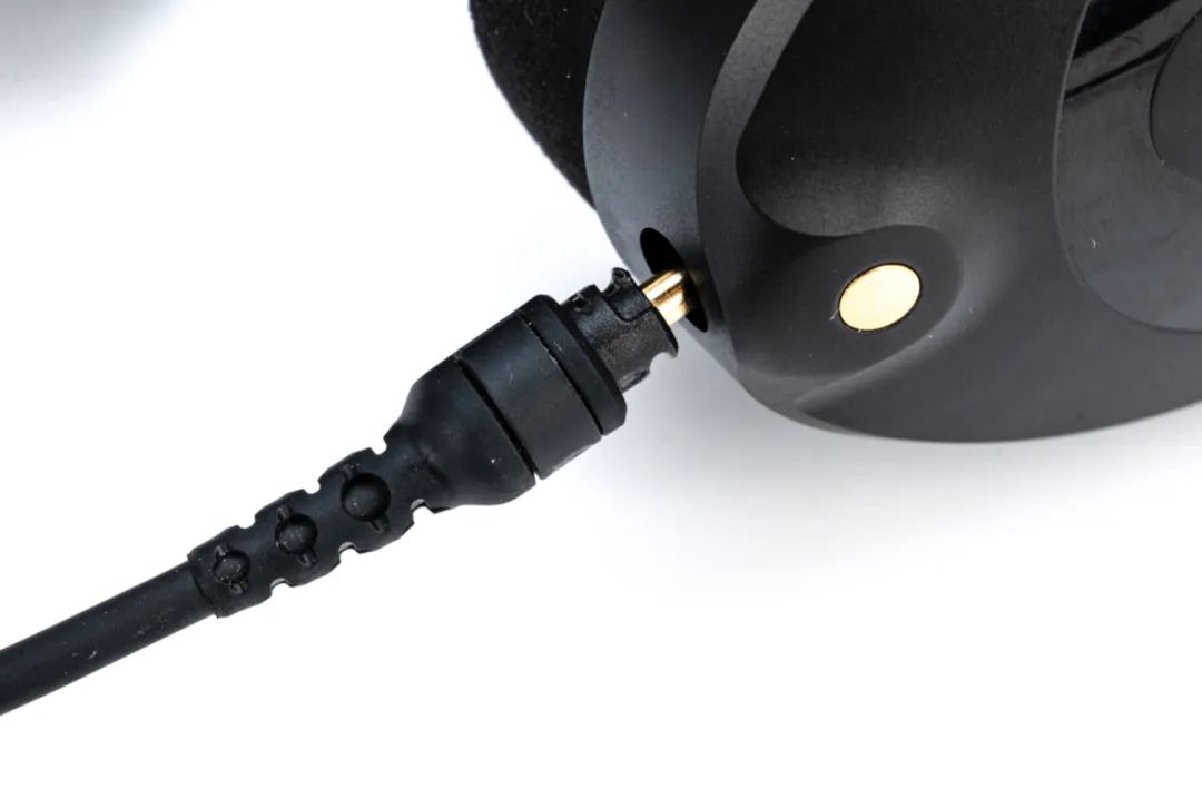 罗德麦克风一拖二监听使用方法,罗德麦克风日常使用