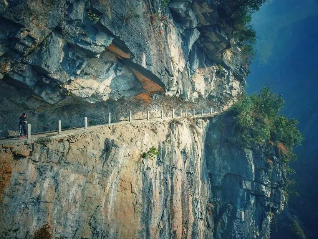 访山问道，哪吒传奇，成都周边必去的隐世仙山秘境