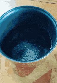 丝袜上可以纹身吗,穿丝袜能看出来纹身吗