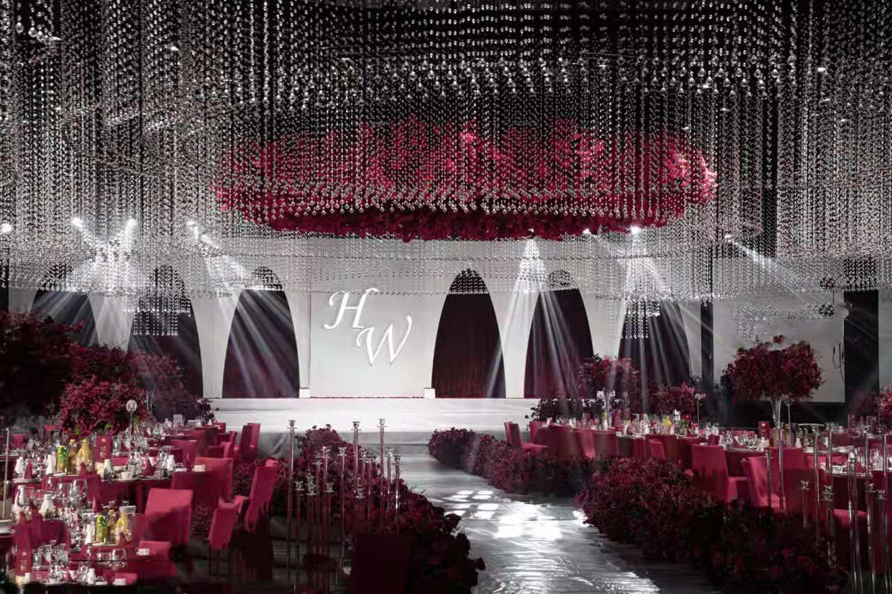 自由的法式蓝清新的主题婚礼设计,全世界独一无二专属高级水晶婚礼