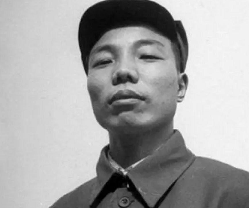 1985年，萧华逝世，临终前特意叮嘱妻子：我还有两件事情放心不下