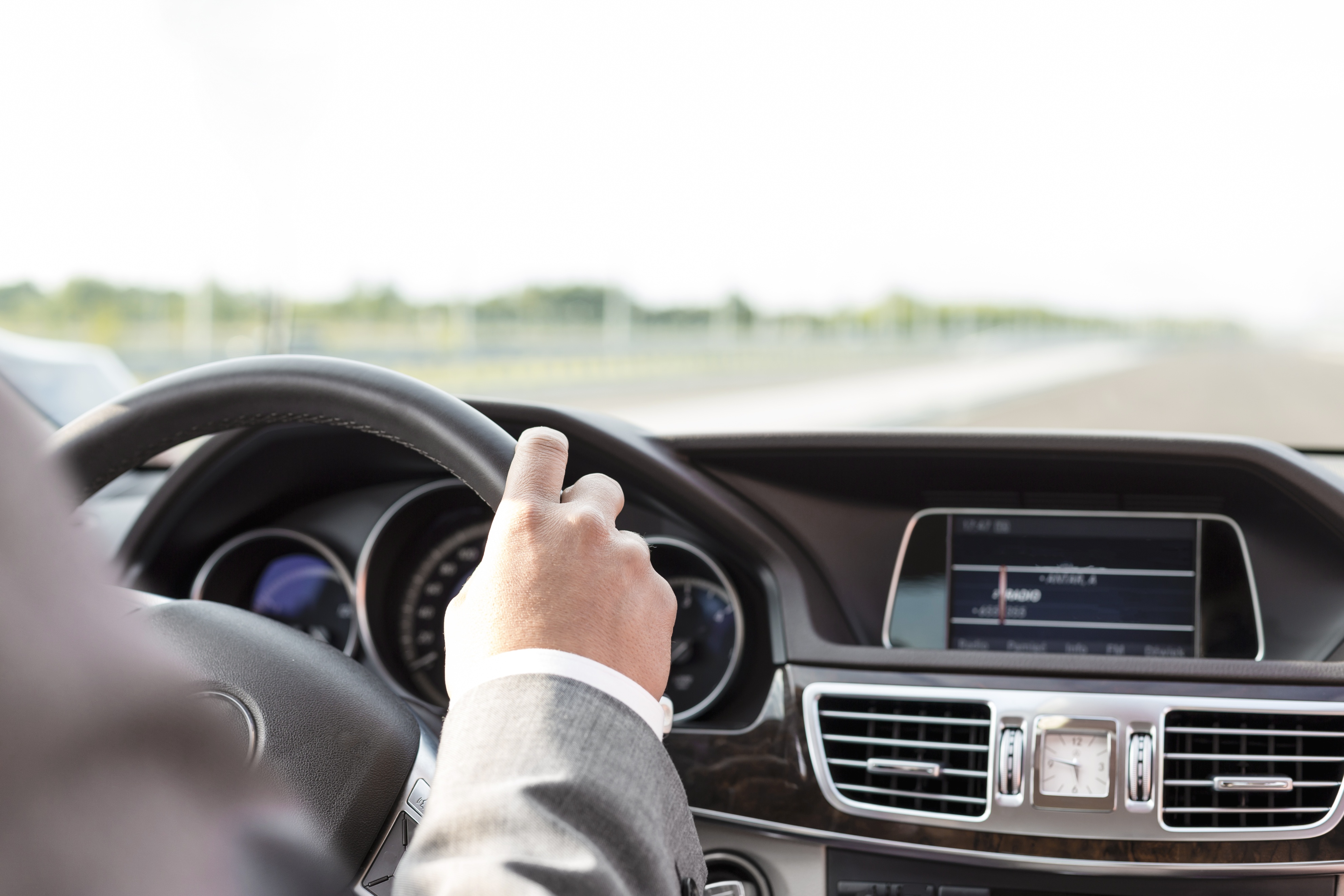 深圳学车一共交多少钱,深圳学车3000元全包靠谱吗