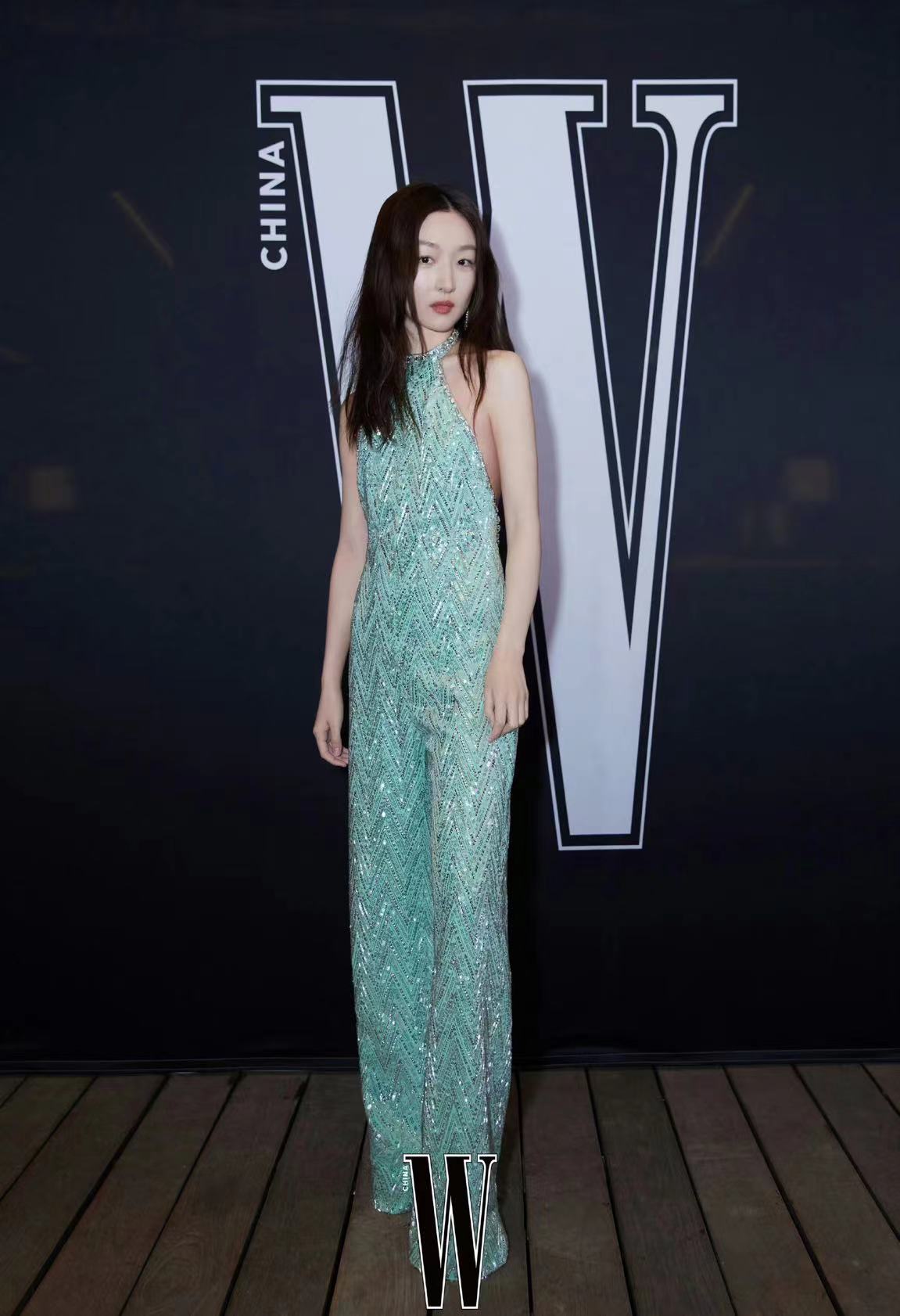 周冬雨成熟造型,周冬雨太平