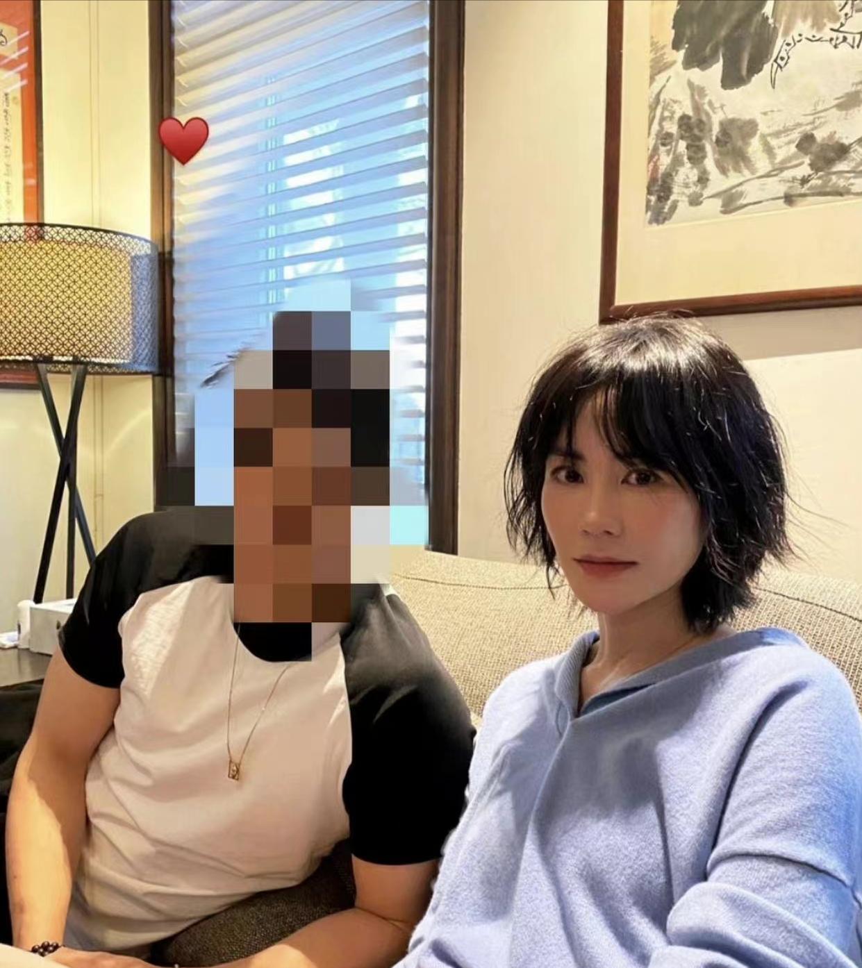 王菲52岁的素颜照片,51岁王菲近照曝光网友纷纷夸