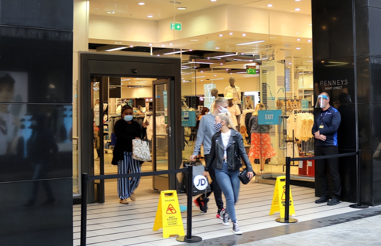 为什么日本实体店能干翻电商,为什么日本的实体店比电商盛行