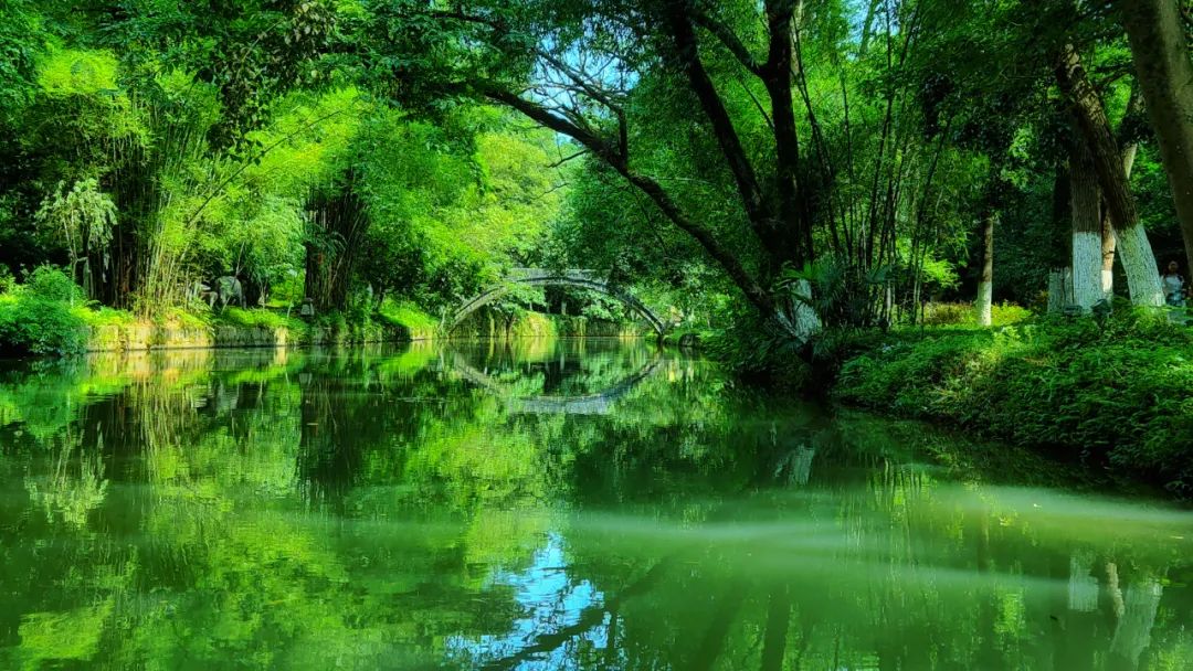 桂林雁山猫儿山,广州出发6天最适宜赏秋旅游