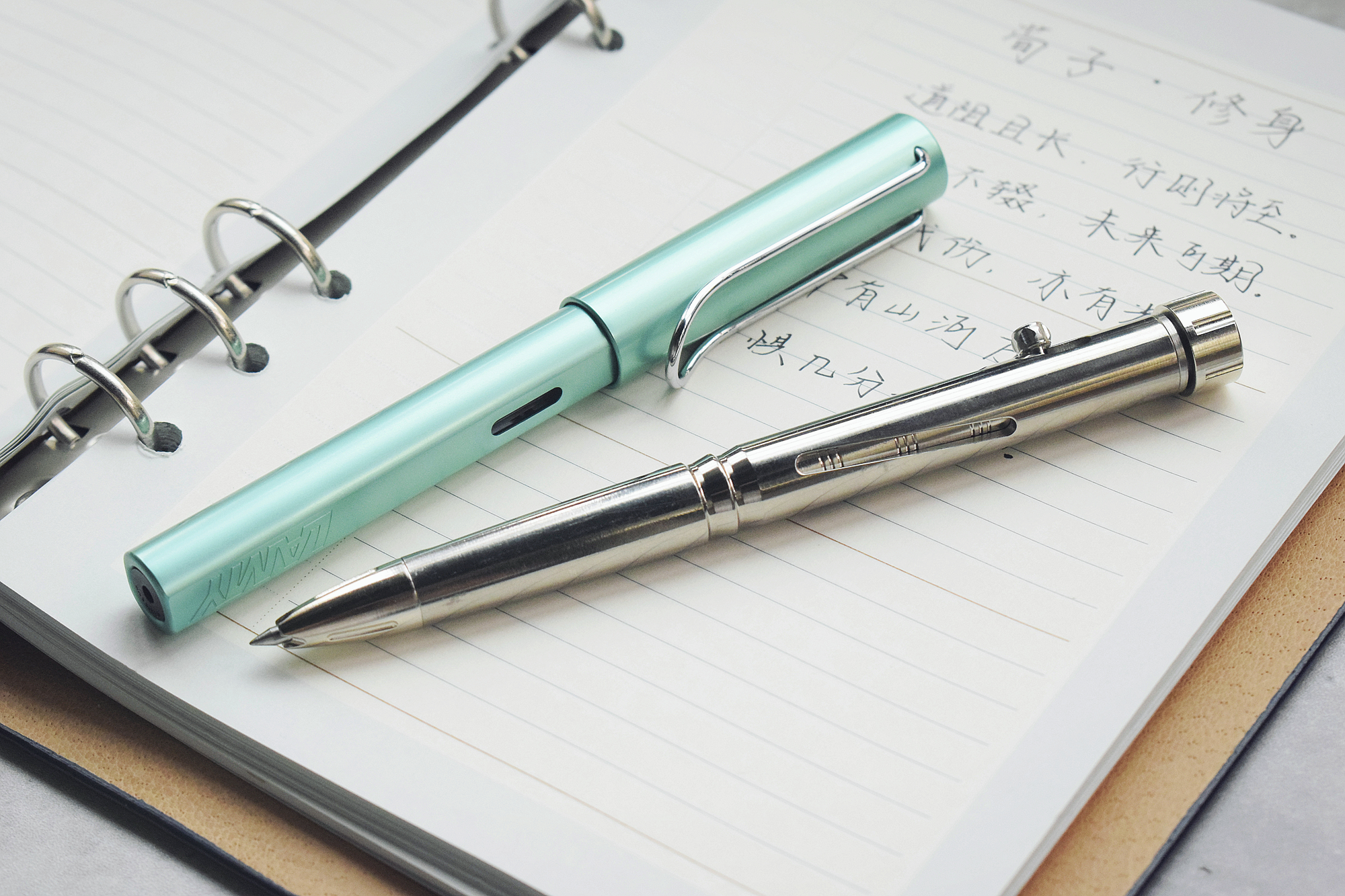 一笔多能，危急时刻展身手！弘安保罗“钛锐”战术笔体验