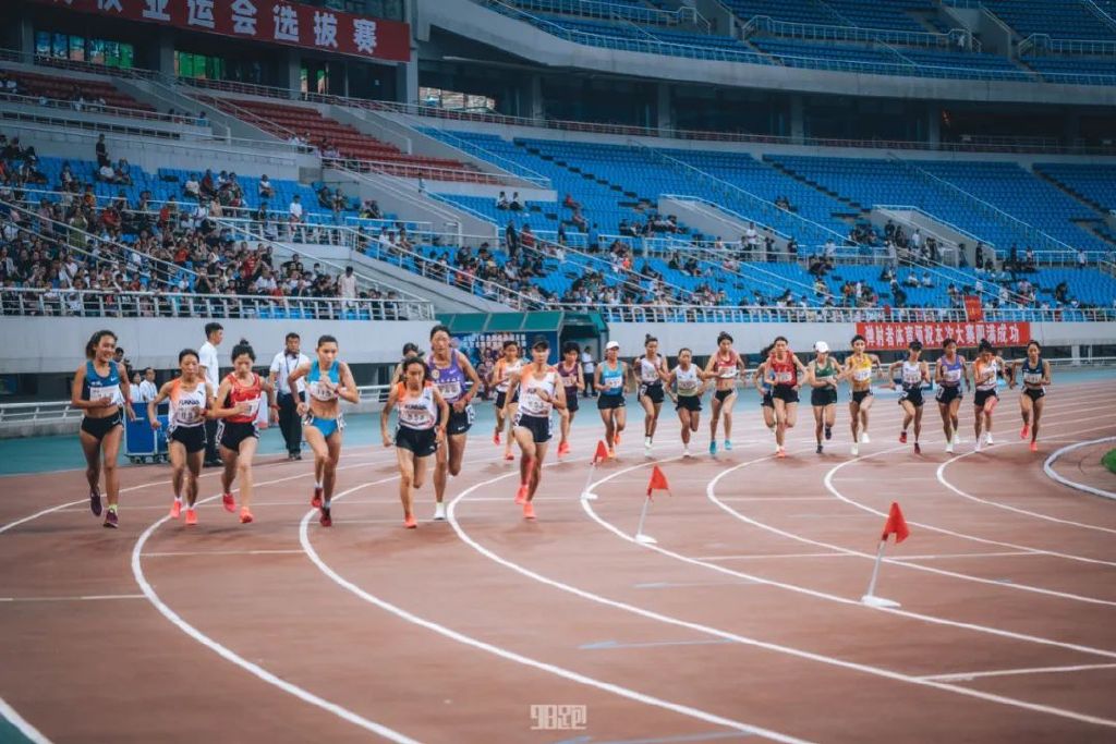 田径百米决赛亚运会,田径冠军奔赴“亚运会”