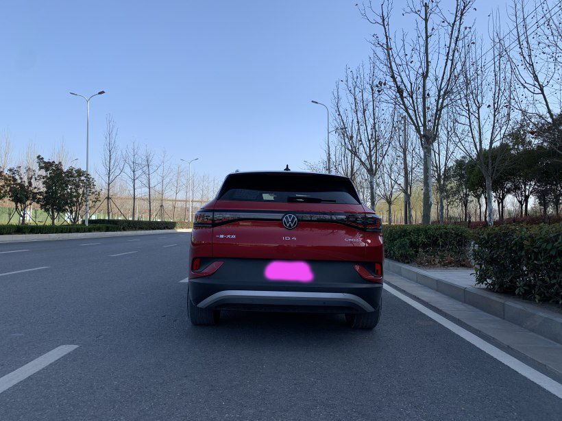 气质绝佳的ID.4CROZZ，让我很惊喜