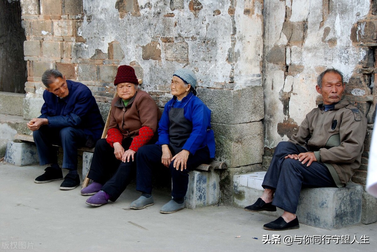 解决农村空巢老人养老问题的方法,如何解决农村空巢老人的生活问题