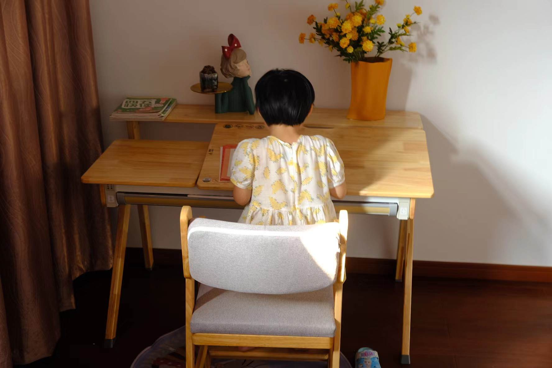 怎么选购学习桌椅,如何挑选学习桌椅品牌