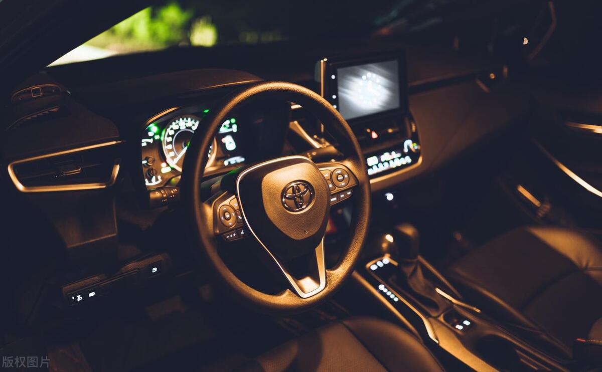 15万左右空间最大的轿车,15万以内最值得买的轿车