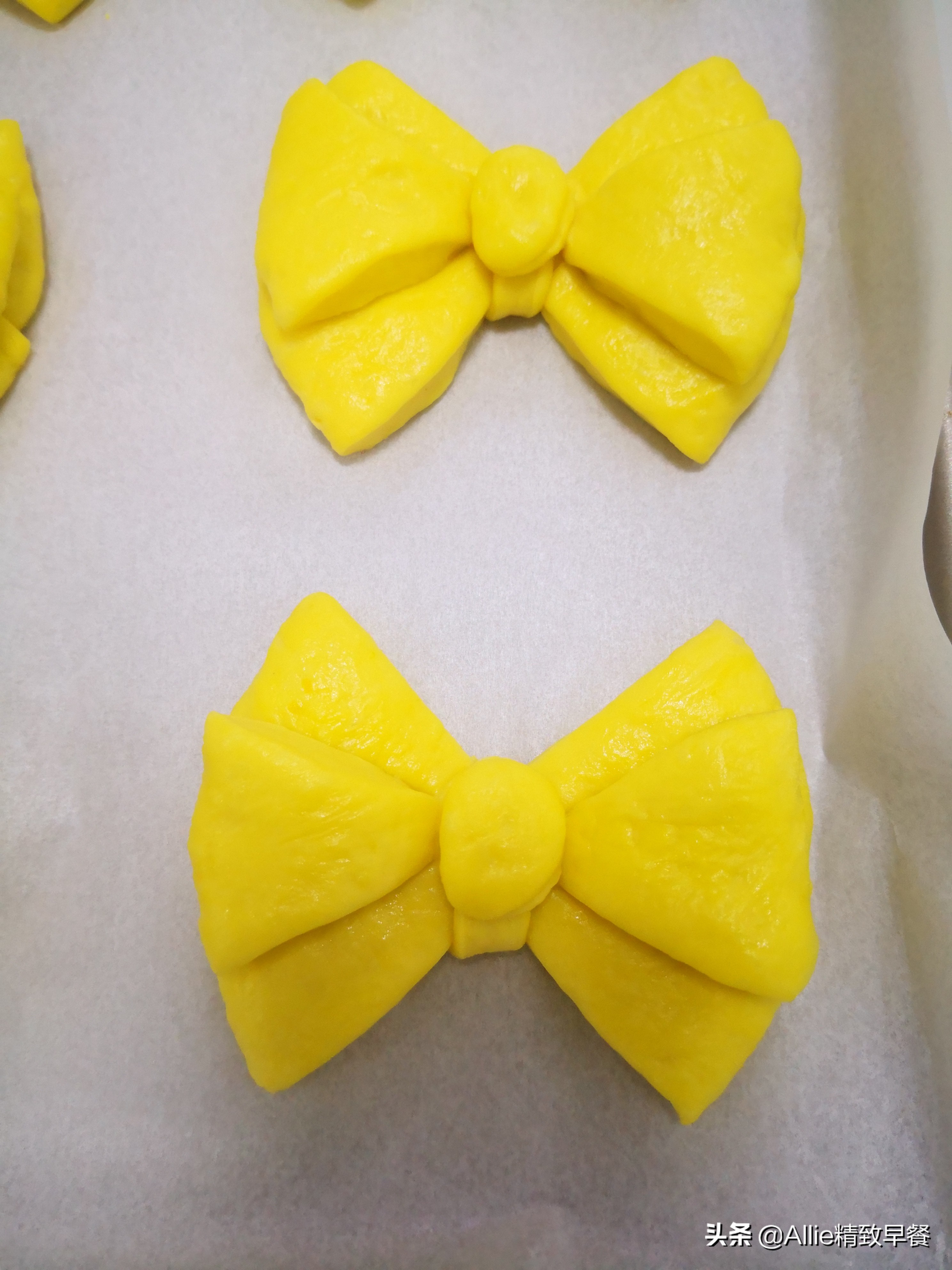 用南瓜做宝宝辅食点心,面食蝴蝶结怎么做简单又好吃