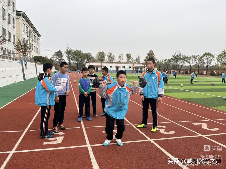 小学足球社团活动掠影,足球社团活动内容