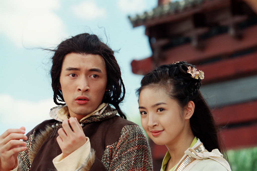 83版射雕英雄传周伯通经典片段,射雕英雄传83版经典武打片段