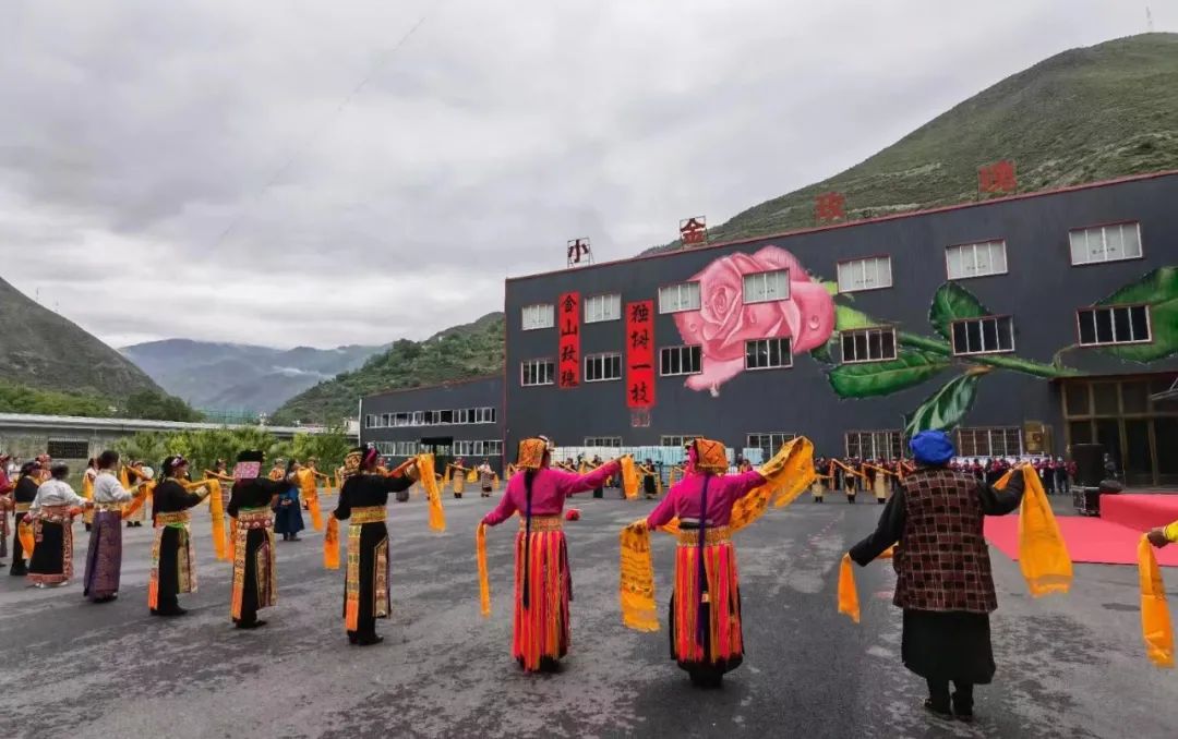 芒种行记丨四川小金县：奔赴一场玫瑰织就的寻香之旅（下）