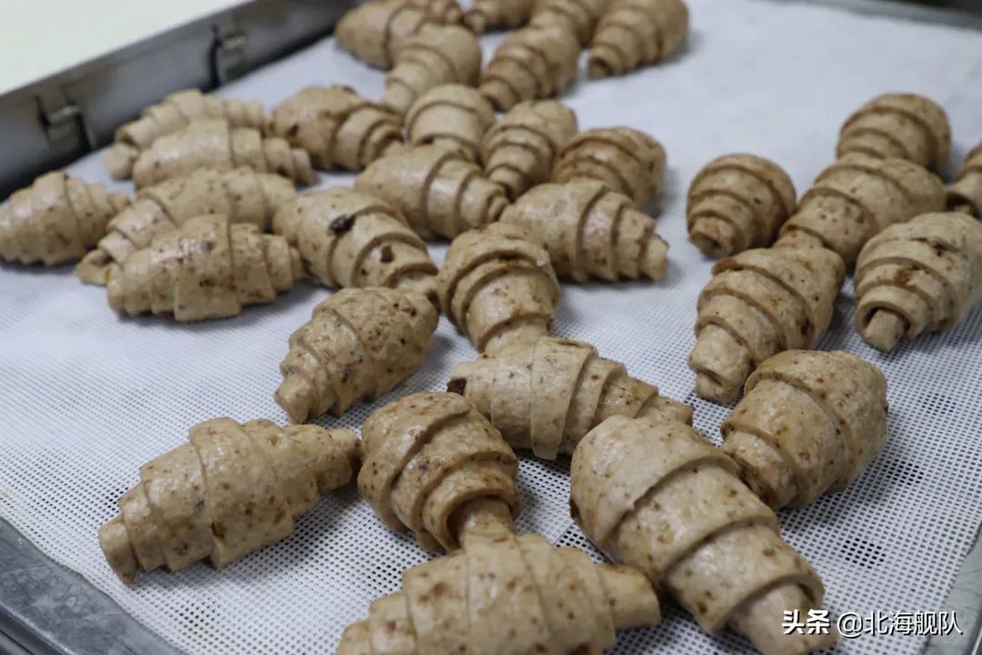 军舰用餐标准,军舰饭菜