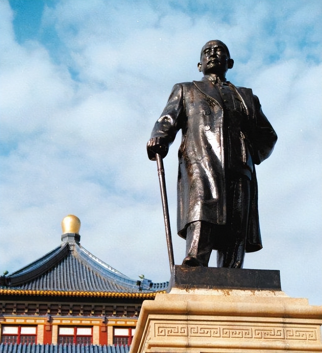 孙中山逃亡日本，和一名日本女子生下一个女儿，这个女儿如今在哪