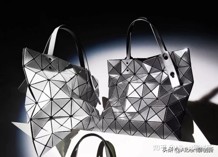 布料魔术师三宅一生的传奇与创新