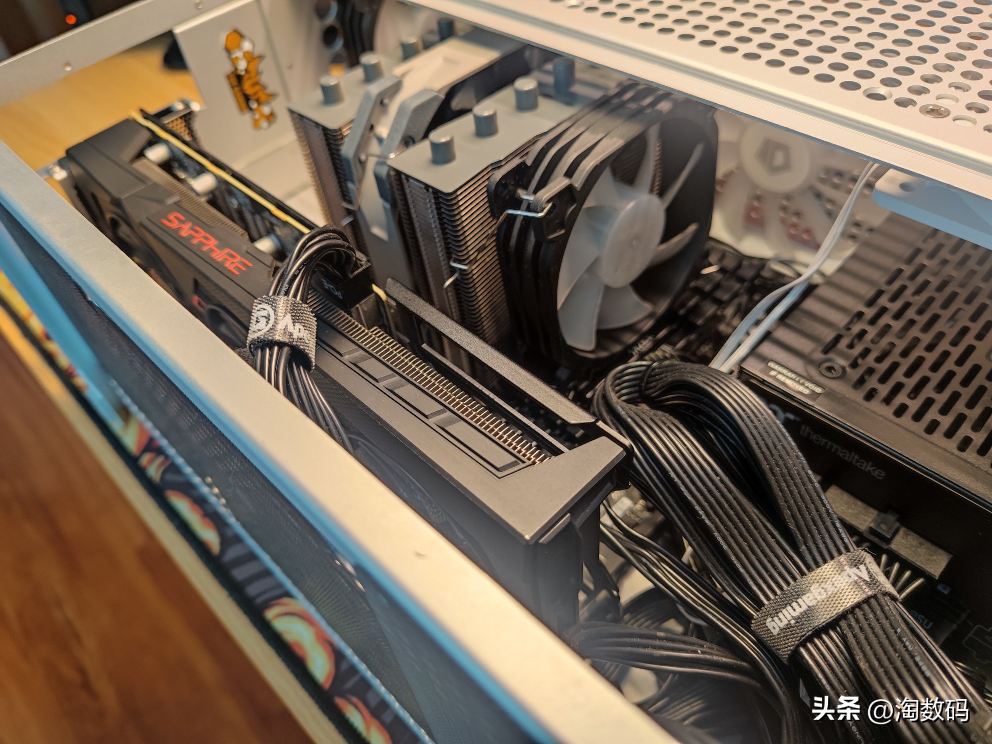 ¥589验票RX5600XT矿渣卡,号称脚踩GTX1660Super是否实至名归?
