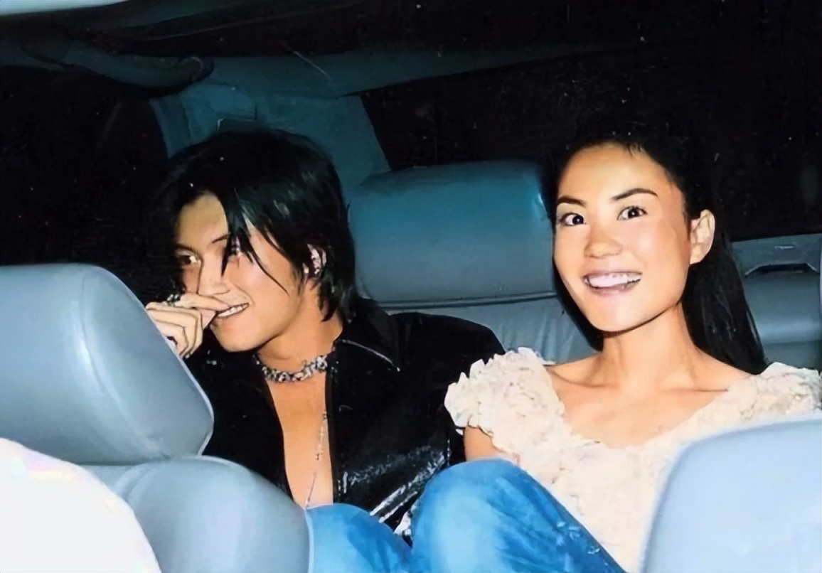 王菲是如何和窦唯走在一起的,王菲和窦唯现在的情史