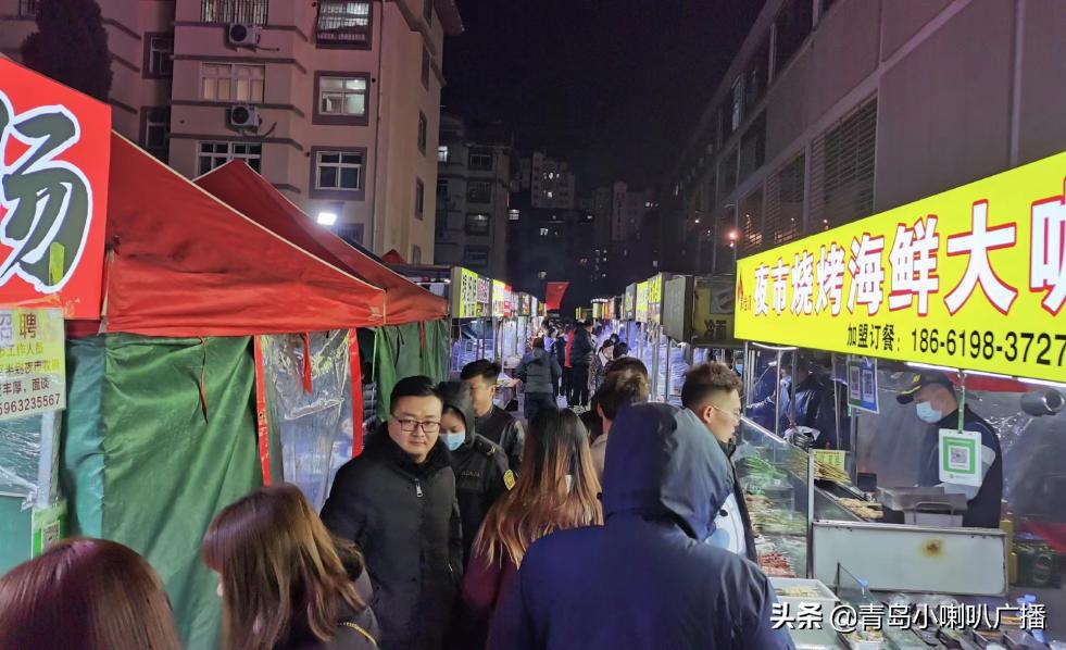 坐着青岛地铁一号线游青岛