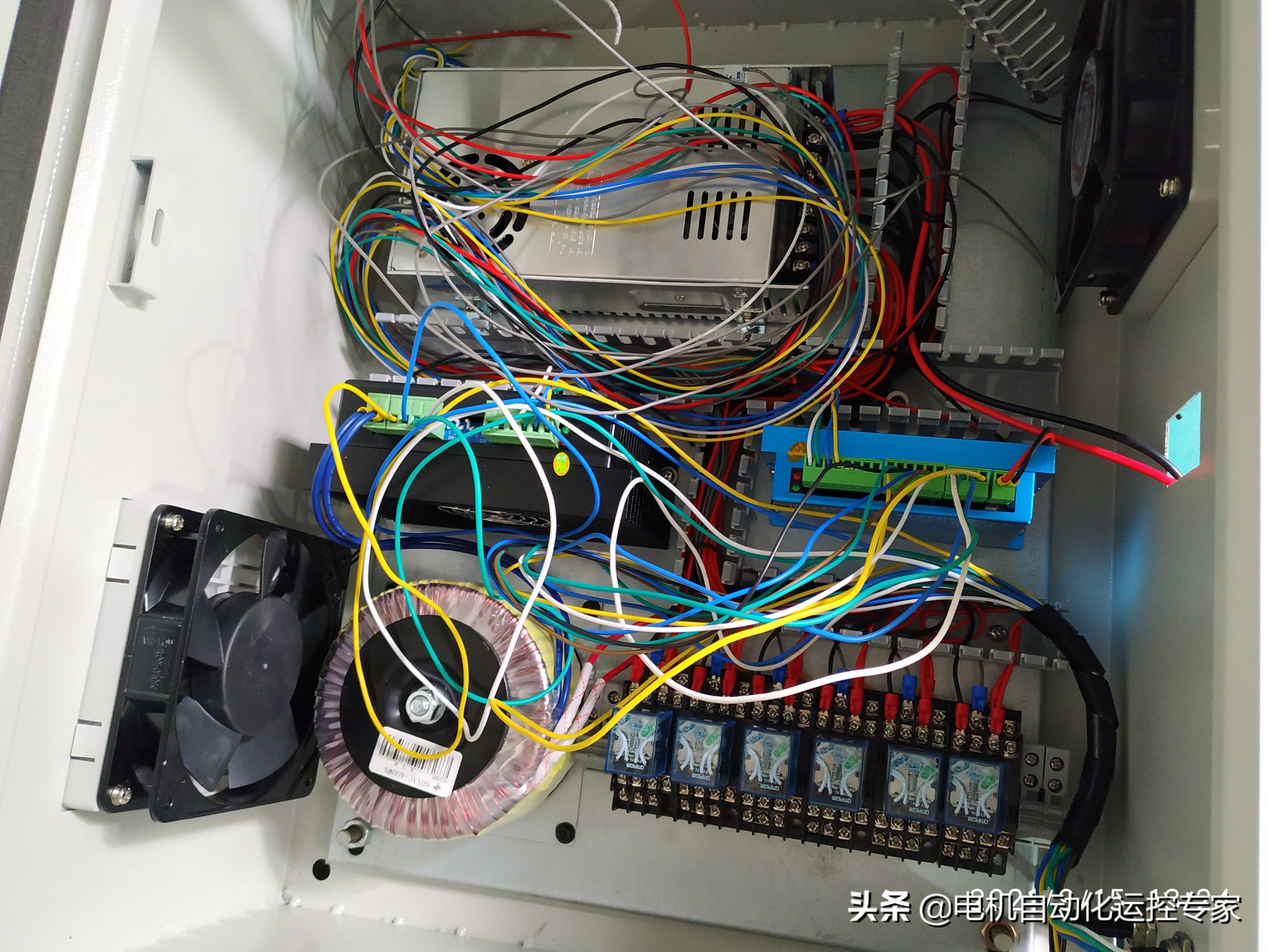 伺服电机位置超差怎么调节,富士伺服电机如何刚性调节