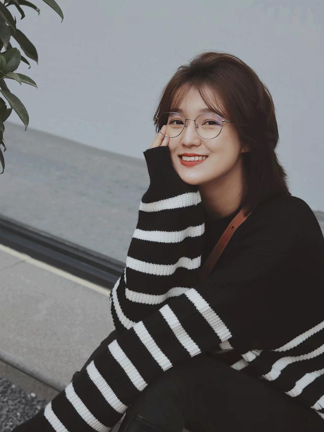 不知道自己的脸型适合戴哪种款式,长脸型耳环项链配饰