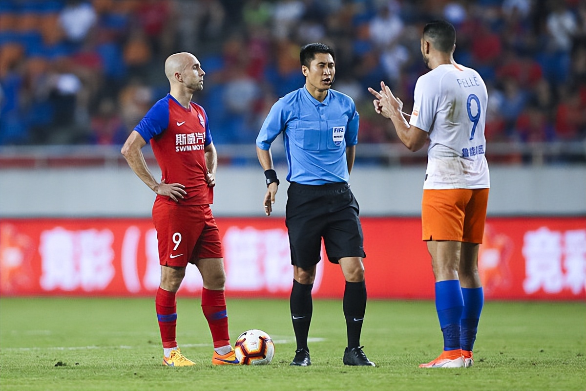 马宁有望任世界杯主哨,马宁世界杯执法首秀确定