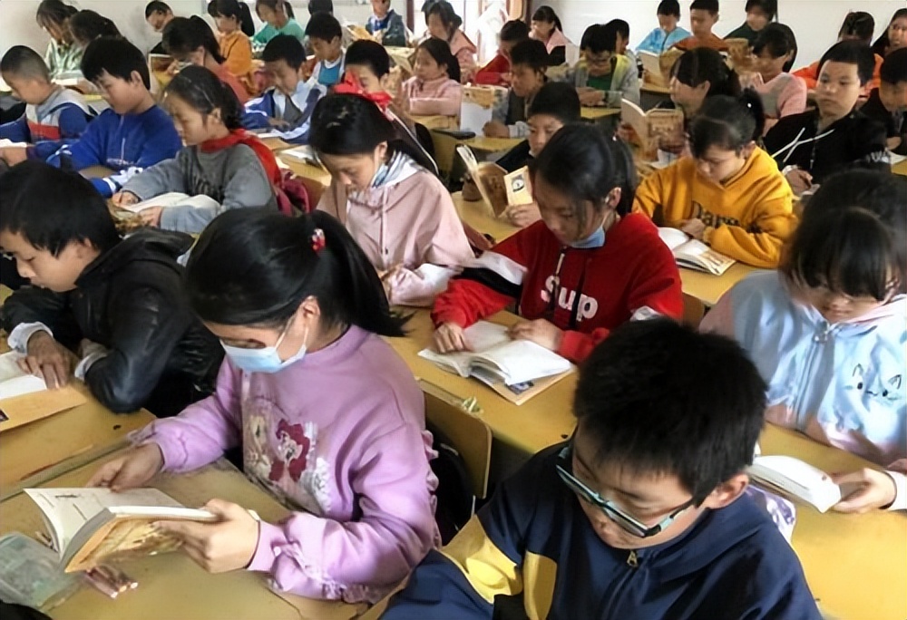 让孩子多读这类书，分数比同龄人高很多，懂教育的家长都这么做
