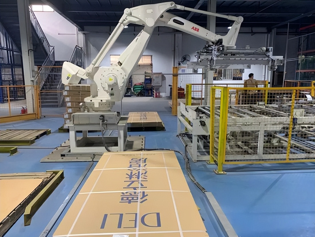 冠军品质，荣耀同行，揭秘门将赵丽娜推荐的德立淋浴房