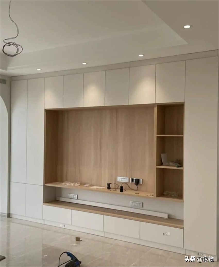 电视柜有没有必要做满墙,满墙电视柜后期能做吗