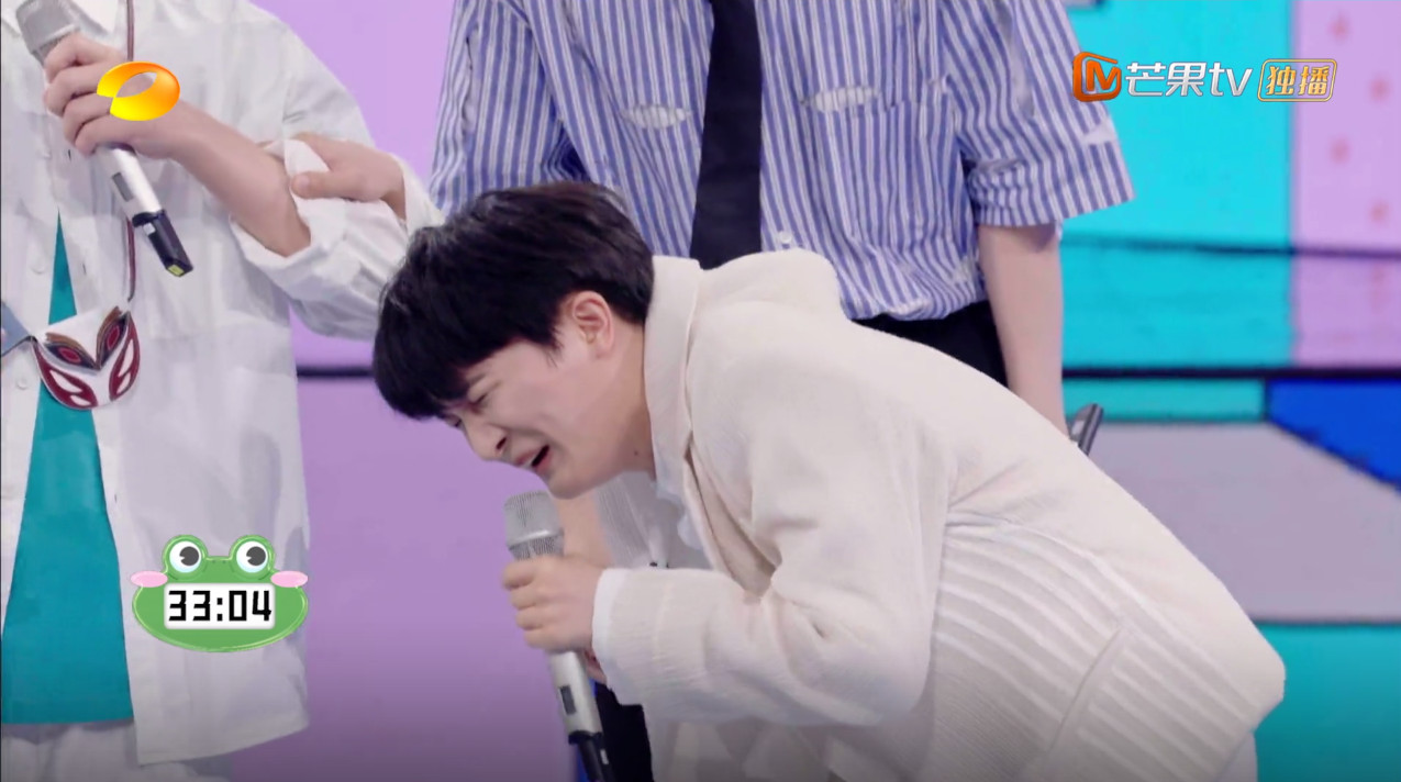 你好星期六周深搞笑版,你好星期六周深演绎