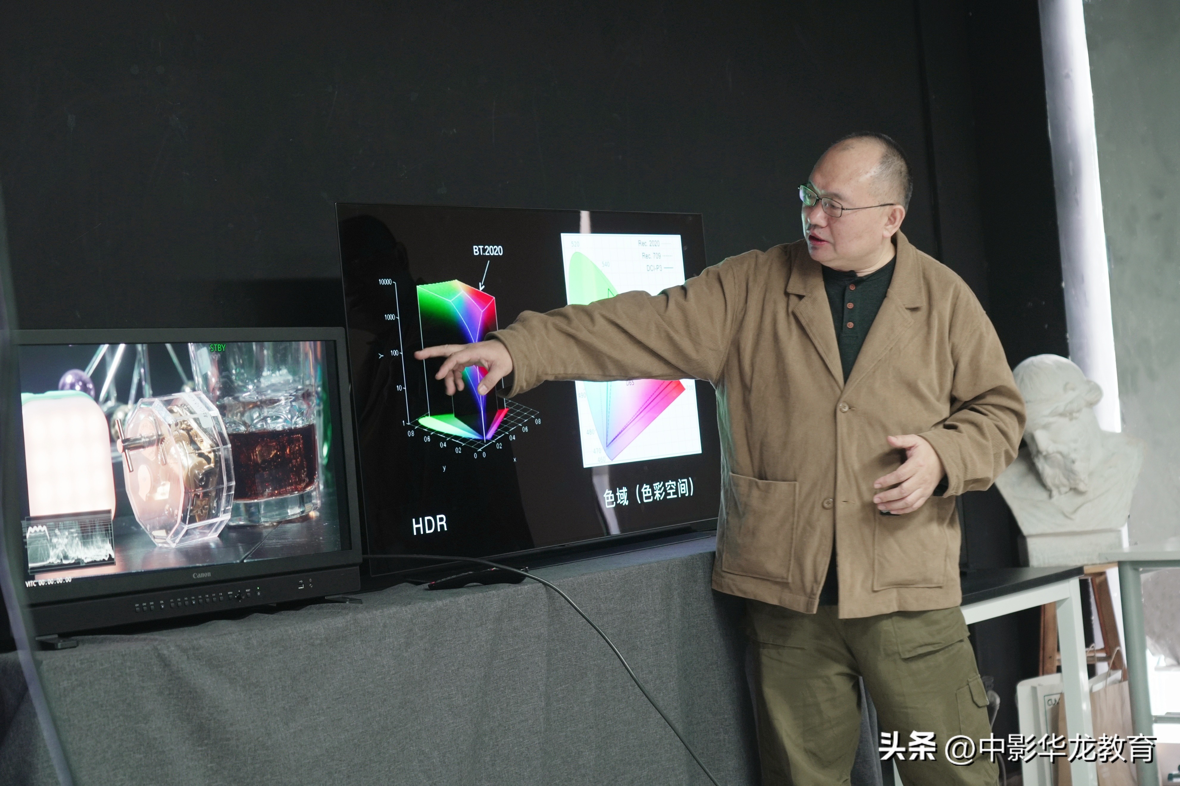 中影华龙教育包分配吗,中影华龙教育靠谱吗