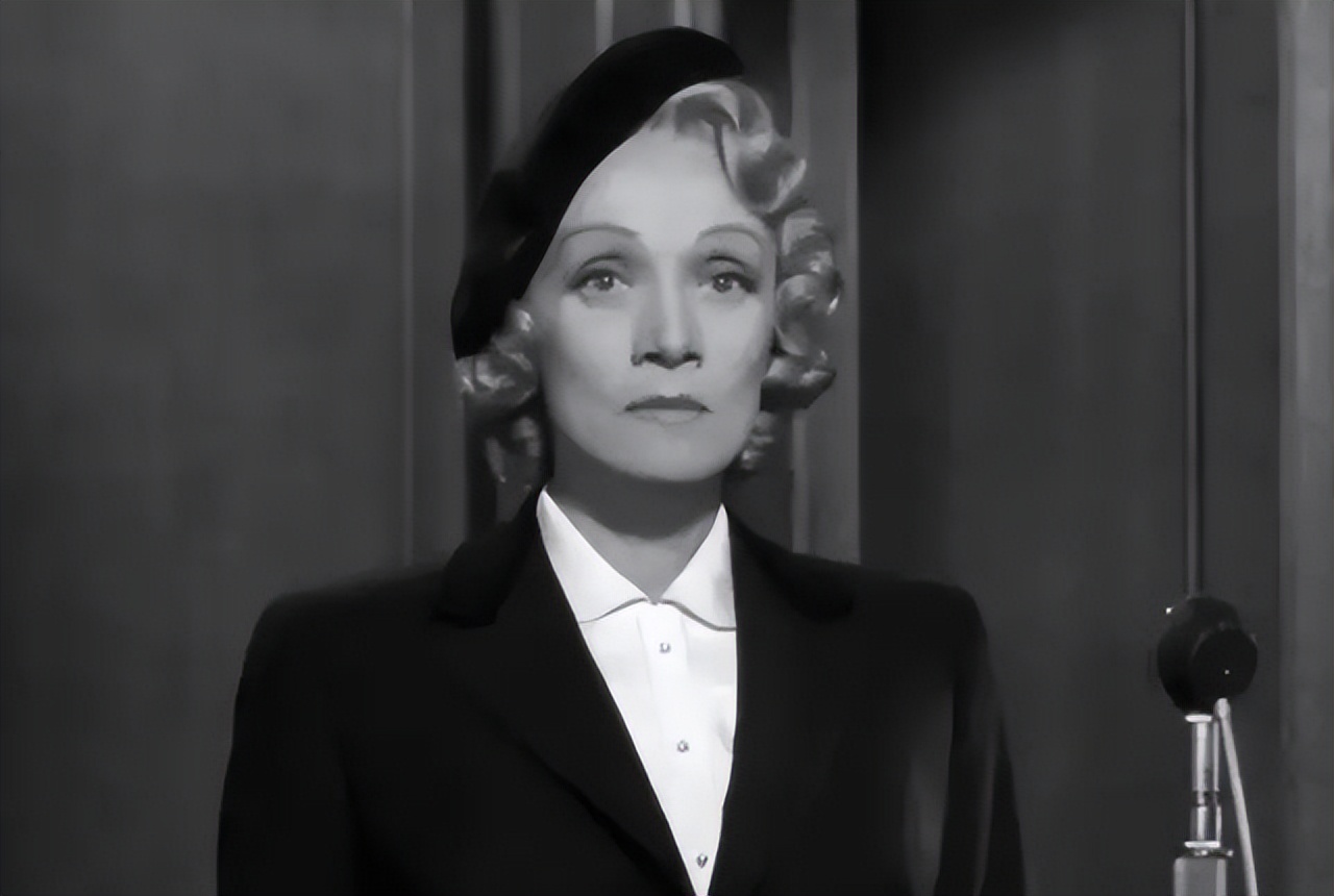 十部必看恐怖电影经典,一生必读十部最经典的电影