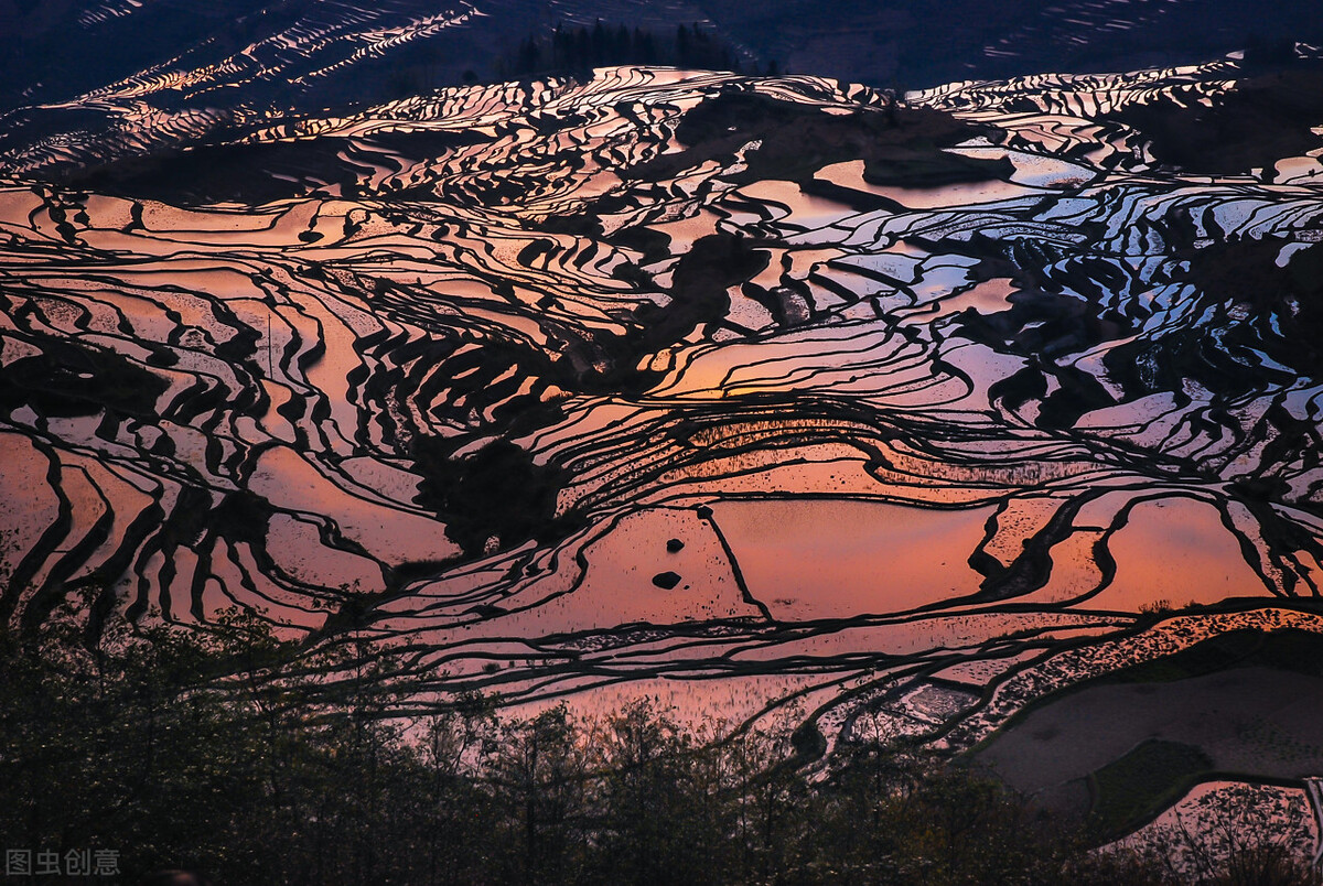 11月份去哪里玩最好玩呢,十一月份秋天适合去哪旅游国内