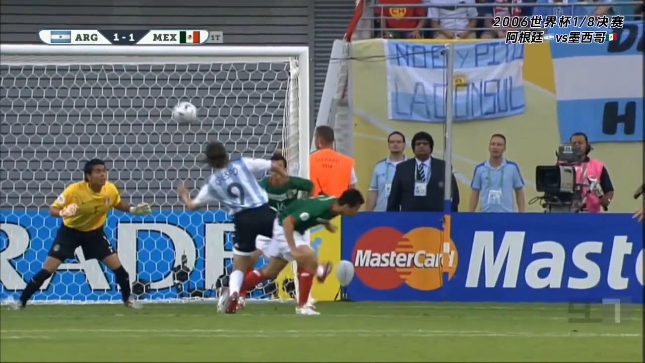 阿根廷vs墨西哥梅西沉肩,2006年世界杯阿根廷对英格兰
