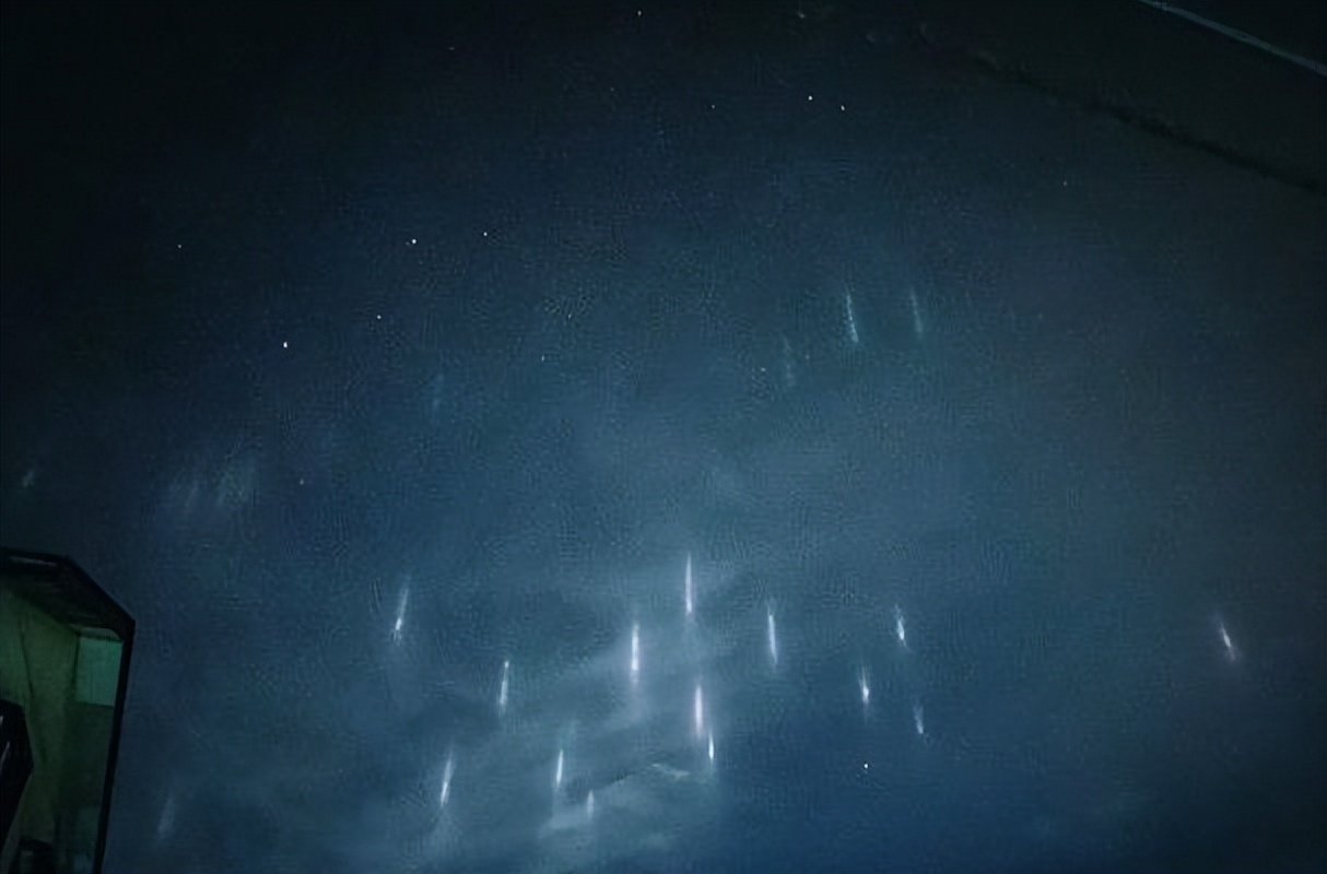 天眼收到外星信号，空间站拍到神秘物体！外星人真的存在吗？