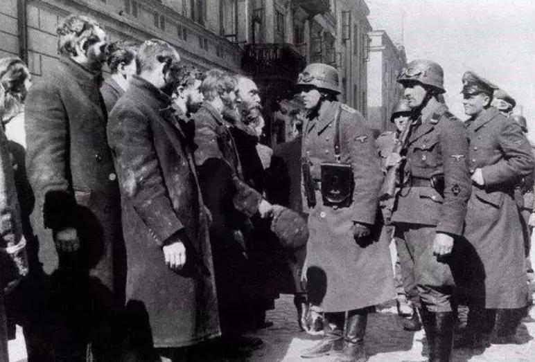 纳粹辨别犹太人的方法,纳粹通过血统辨别犹太人的方法