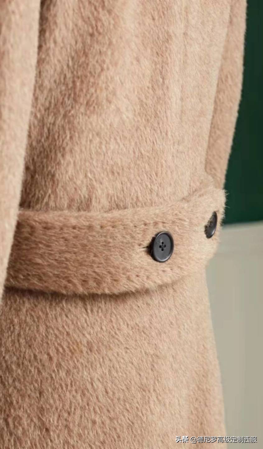 羊毛大衣的面料讲解,如何从面料上看出纯羊毛大衣