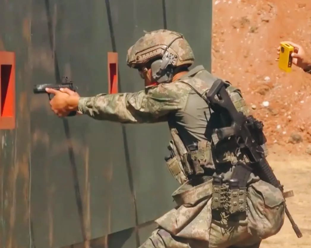 中国人民武装警察部队常服,警武制服