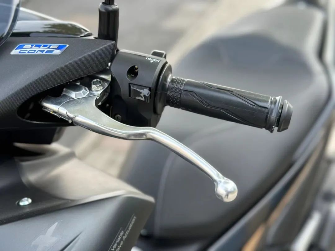 雅马哈aerosportsx换侧包围,雅马哈aerosports试驾