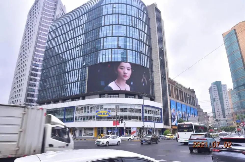 贪玩游戏传承至今的代言之路,中旭未来是贪玩游戏吗