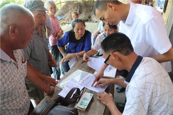 农村补贴不是户主一卡通可以领吗,农民补贴一卡通政策哪年开始的