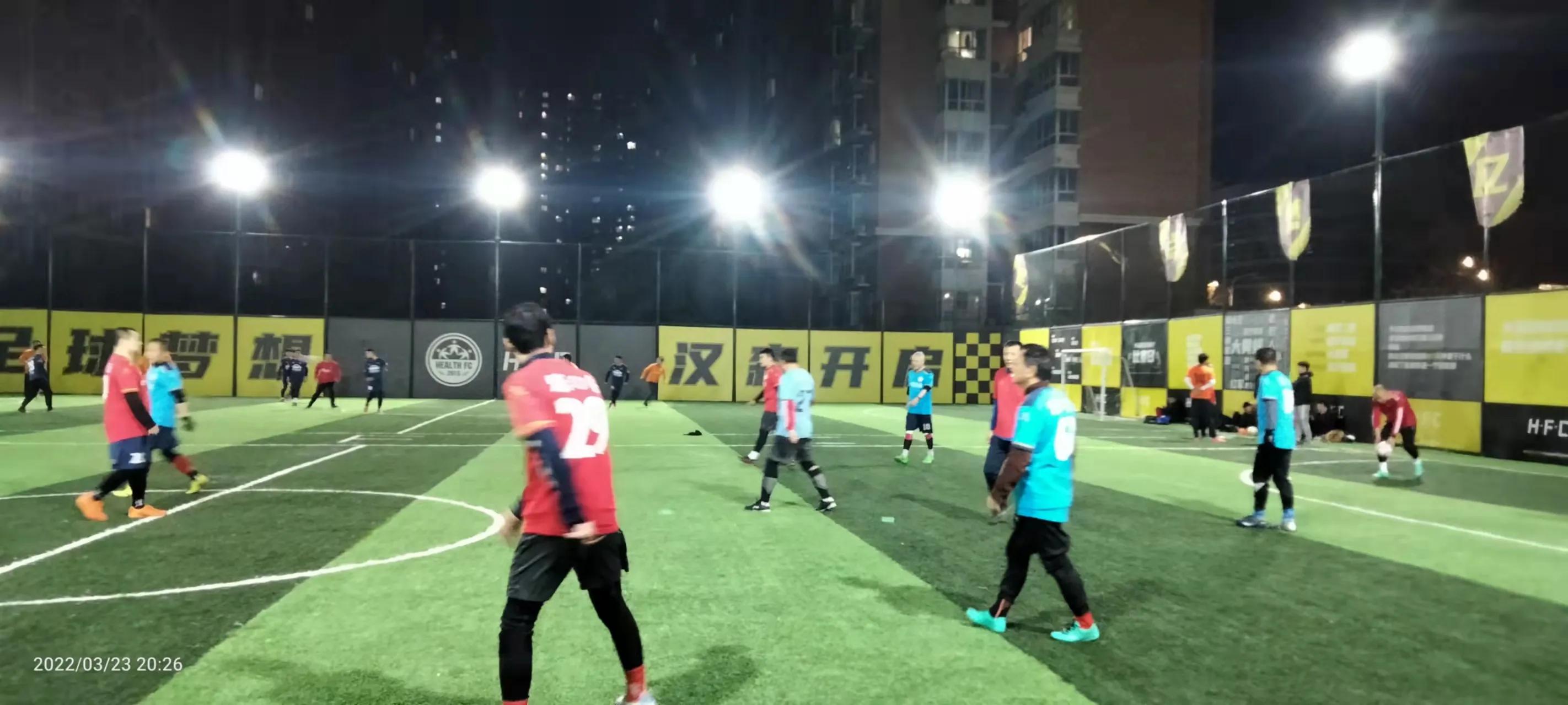 保护性接应战术,保障型接应和进攻型接应区别